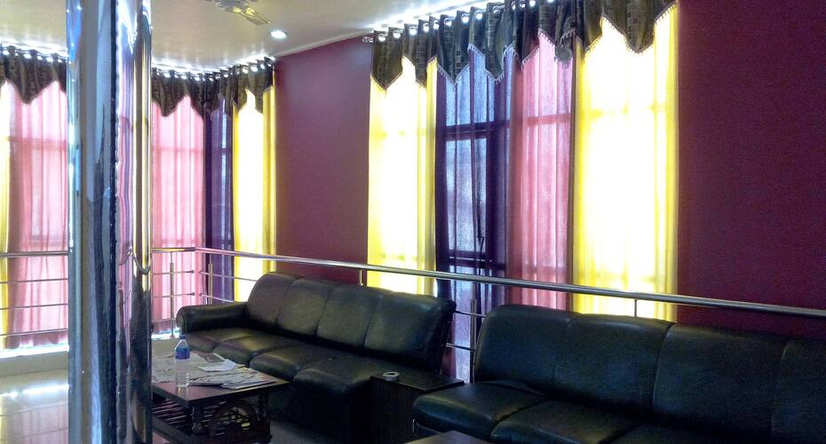 MMAZZ Hotel, Etawah 5